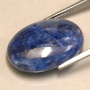 Sodalita Azul violeta natural de 11.49 ct, Corte Óvalo, Opaco