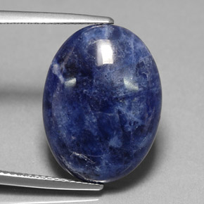 Sodalita azul natural de 10,96 ct, corte óvalo, opaco