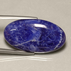 Sodalita Azul violeta natural de 24.08 ct, Corte Óvalo, Opaco