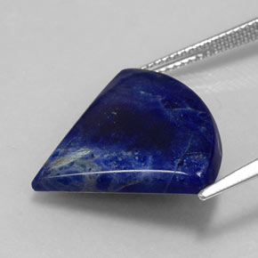 Sodalita Azul violeta natural de 8.50 ct, Forma elegante, Opaco