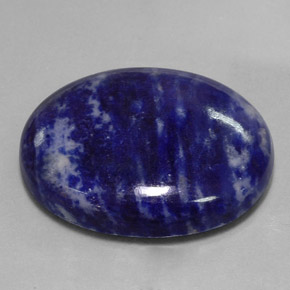 Sodalita azul natural de 66,87 ct, corte óvalo, opaco