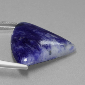 Sodalita Azul violeta natural de 18.39 ct, Forma elegante, Opaco