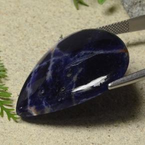 Sodalita multicolor natural de 32,53 ct, en forma de pera, opaco