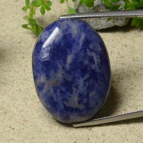 Sodalita Azul violeta natural de 27.61 ct, Corte Óvalo, Opaco