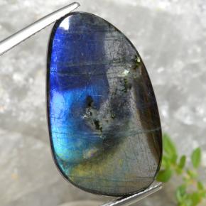 Espectrolita multicolor natural de 14,98 ct, forma elegante, opaco