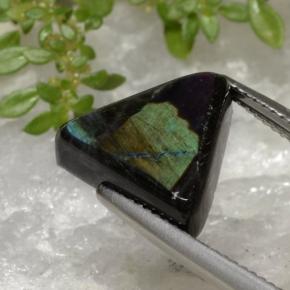 Espectrolita multicolor natural de 5,25 ct, trillón, opaco