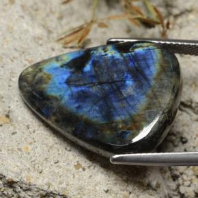 Espectrolita multicolor natural de 17,21 ct, en forma de pera, opaco