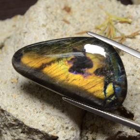Espectrolita multicolor natural de 27,88 ct, forma elegante, opaco