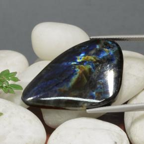 Espectrolita multicolor natural de 27,00 ct, forma elegante, opaco