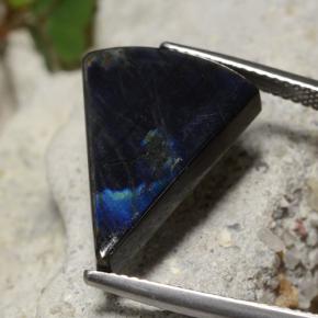 Espectrolita multicolor natural de 7,77 ct, trillón, opaco