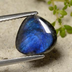 Espectrolita Multicolor natural de 2.60 ct, Forma elegante, Opaco