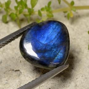 Espectrolita Multicolor natural de 2.60 ct, Forma elegante, Opaco