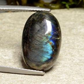 Espectrolita multicolor natural de 8,80 ct, corte óvalo, opaco
