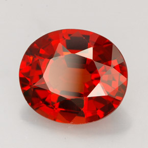 Granate espesartita naranja natural de 4,57 ct, corte óvalo, VVS