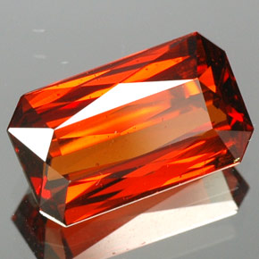 Hilo de espesartita Naranja rojizo natural de 2.28 ct, corte esmeralda, VVS-VS