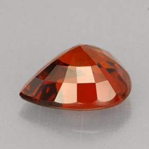 Hilo de espesartita Naranja rojizo natural de 3.12 ct, En forma de pera, VVS