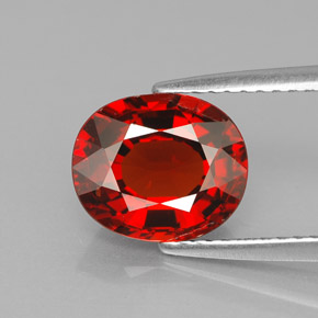 Hilo de espesartita Naranja rojizo natural de 2.85 ct, Corte Óvalo, VVS-VS