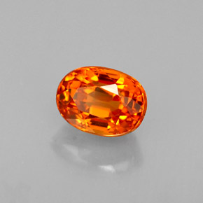Granate espesartita naranja natural de 0,80 ct, corte óvalo, VVS