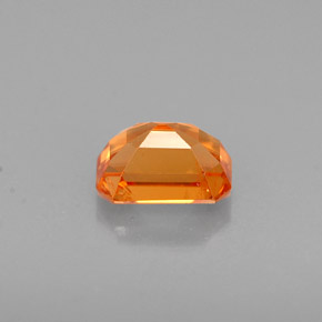 Granate espesartita naranja natural de 0,83 ct, corte esmeralda, VS