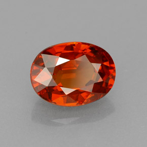 Granate espesartita naranja natural de 1,33 ct, corte óvalo, VS