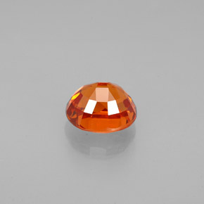 Granate espesartita naranja natural de 1,37 ct, corte óvalo, VVS