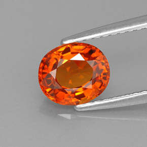 Granate espesartita naranja natural de 1,61 ct, corte óvalo, VVS-VS
