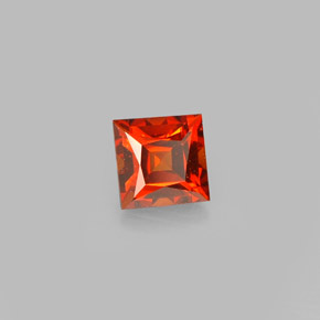 Granate espesartita naranja natural de 0,53 ct, cuadrado, VVS