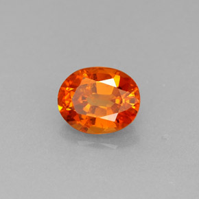 Granate espesartita naranja natural de 0,94 ct, corte óvalo, VS-SI