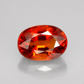 Granate espesartita naranja natural de 1,70 ct, corte óvalo, VS