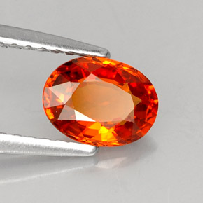 Granate espesartita naranja natural de 1,05 ct, corte óvalo, VS