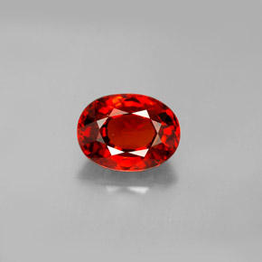 Granate espesartita naranja natural de 2,79 ct, corte óvalo, VS