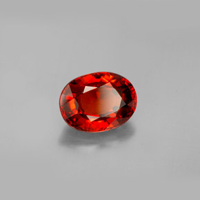 Granate espesartita naranja natural de 2,79 ct, corte óvalo, VS