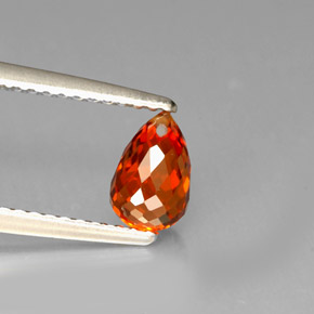 Granate espesartita naranja natural de 1,36 ct, briolette, VVS-VS