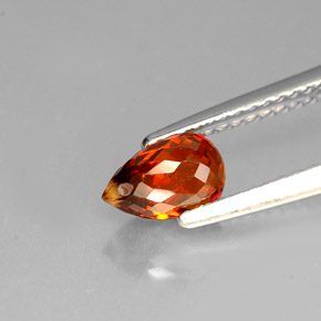 Granate espesartita naranja natural de 1,36 ct, briolette, VVS-VS
