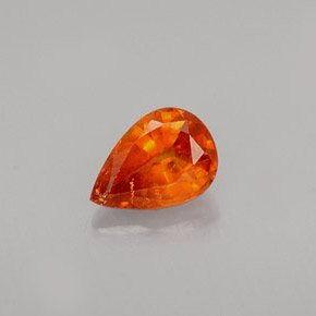 Granate espesartita naranja natural de 0,61 ct, en forma de pera, VS