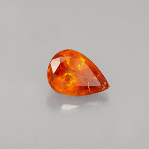 Granate espesartita naranja natural de 0,61 ct, en forma de pera, VS