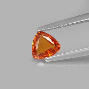 Granate espesartita naranja natural de 0,56 ct, trillón, VVS