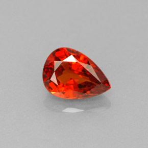 Hilo de espesartita Naranja rojizo natural de 1.10 ct, En forma de pera, VVS-VS