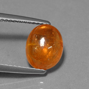 Granate espesartita naranja natural de 4,22 ct, corte óvalo, translúcido