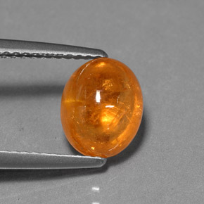 Granate espesartita naranja natural de 3,69 ct, corte óvalo, translúcido