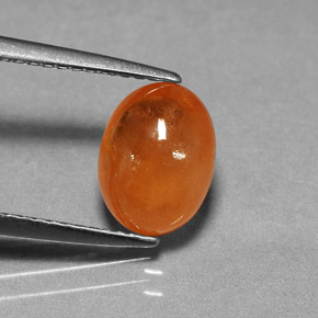 Granate espesartita naranja natural de 3,15 ct, corte óvalo, translúcido