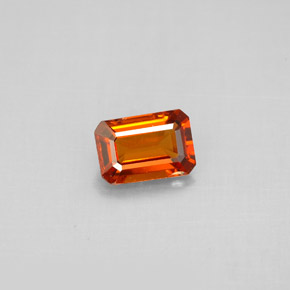 Granate espesartita naranja natural de 0,91 ct, corte esmeralda, VS