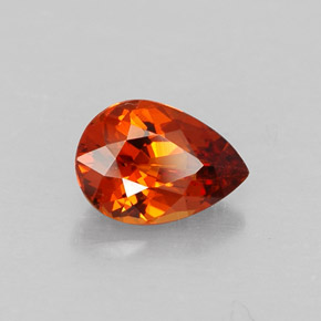 Hilo de espesartita Naranja rojizo natural de 1.25 ct, En forma de pera, VS