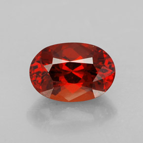 Granate espesartita rojo natural de 2,78 ct, corte óvalo, VS
