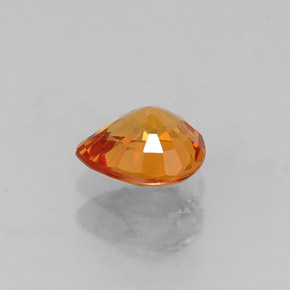 Granate espesartita naranja natural de 0,72 ct, en forma de pera, VVS