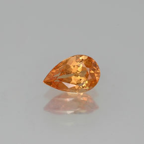 Granate espesartita naranja natural de 0,64 ct, en forma de pera, SI