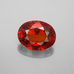 Granate espesartita rojo natural de 3,36 ct, corte óvalo, VS-SI