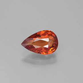 Hilo de espesartita Naranja rojizo natural de 2.07 ct, En forma de pera, VS