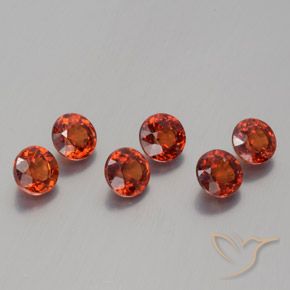 Gemas de Hilo de espesartita Rojo intenso natural de 2.40 ct, Redondo, VS