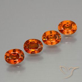 Gemas de Hilo de espesartita Ámbar naranja natural de 2.30 ct, Ovalada, VS